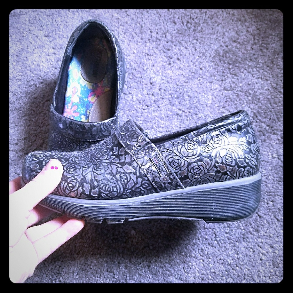Grey's Anatomy Meredith Clogs